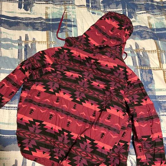 Aztec Windbreaker - Picture 5 of 6